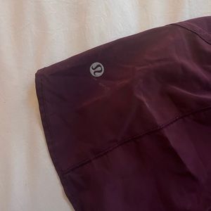 Lulu Lemon Track That Mid Rise 5 inch Short Size 6 Wine Color